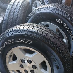 GOODYEAR WRANGLER LLANTAS NUEVAS 255-75-17 TAHOE SILVERADO SUBURBAN 