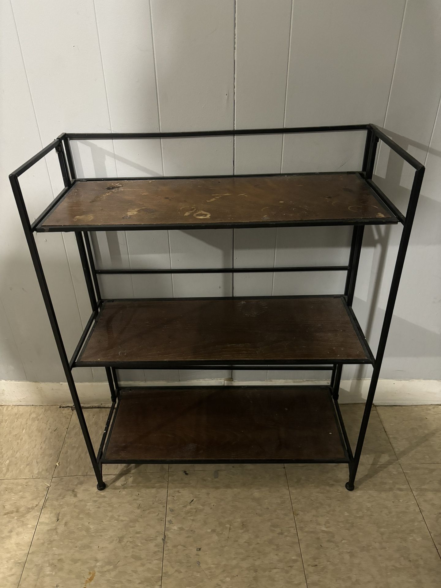 Collapsible Shelf