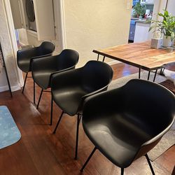 4 Black Mid Century dining Chairs 