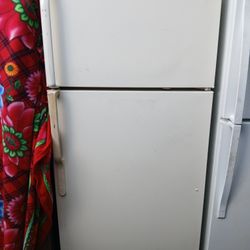 GE Fridge