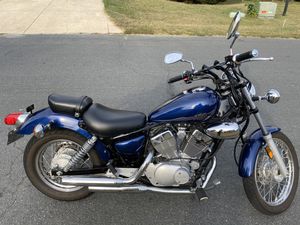 Photo 2013 Yamaha Vstar 250. EXCELLENT COND. VERY VERY LOW MILES