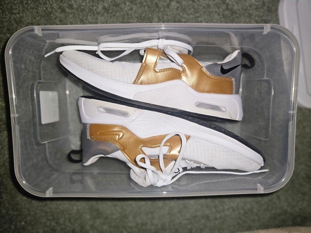 Womens Nike Air Max Bella TR5 Style Size 7.5