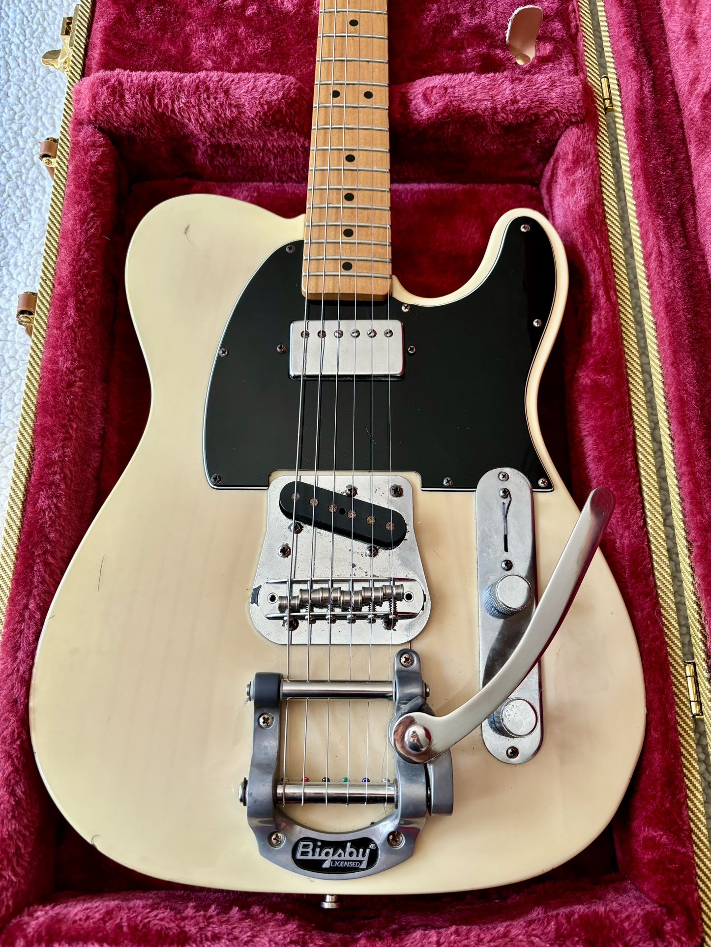 1995 Fender Telecaster "Tele® Special" w/ Bigsby - VIntage White with hard case Of