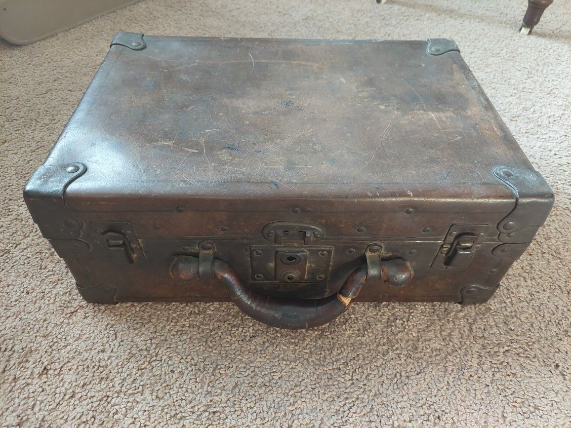 Antique Victorian small Trunk Suitcase Briefcase