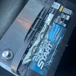 Car Battery Brand New !
