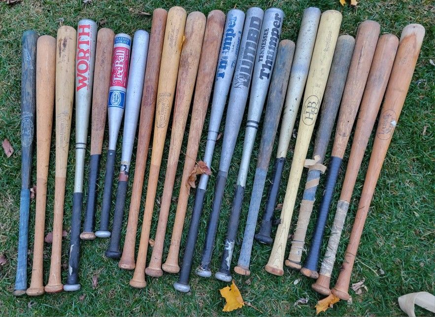 Vintage Baseball Softball Louisville Slugger Bat Lot