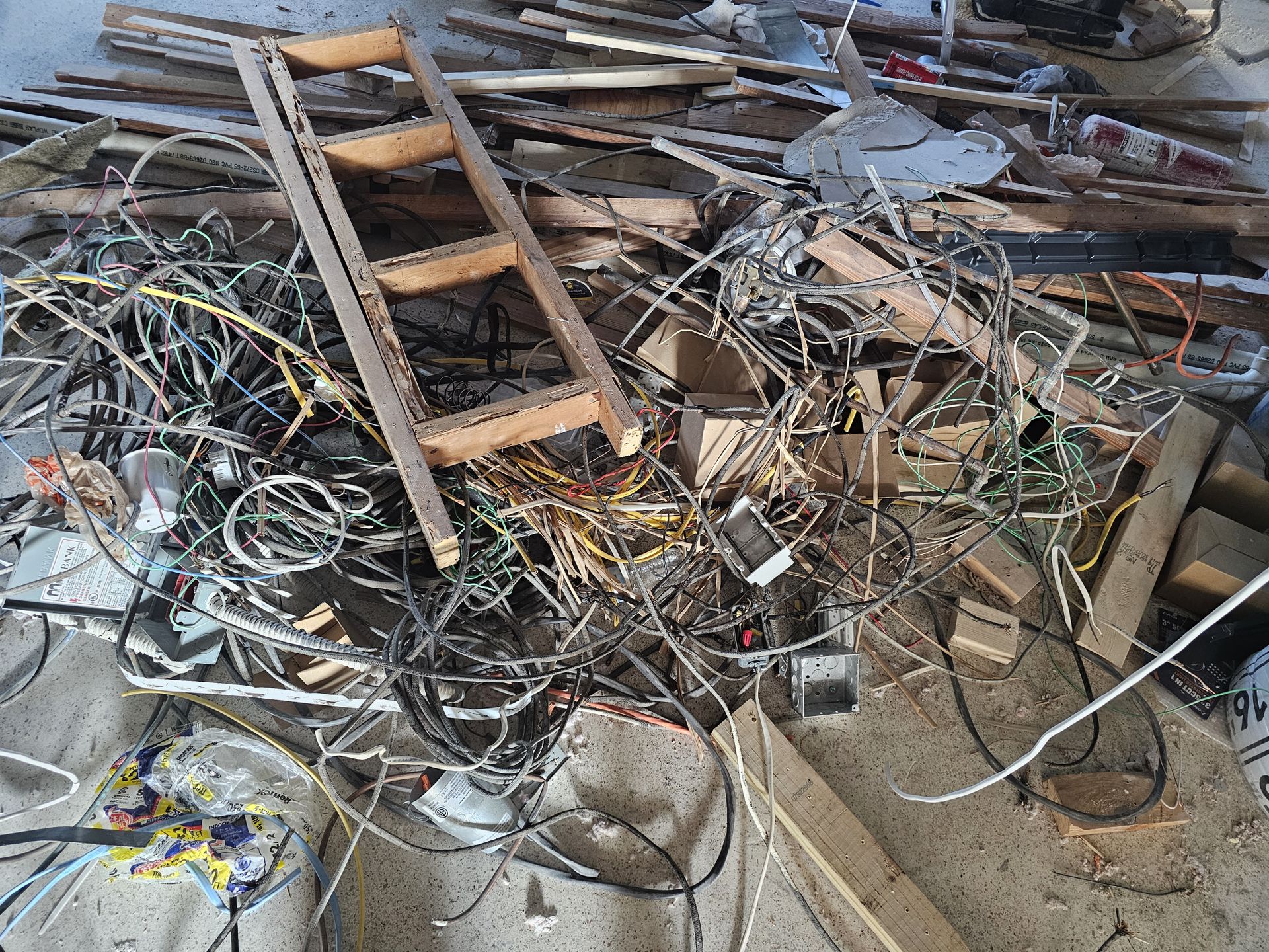 Free Copper Wire and Copper Pipe