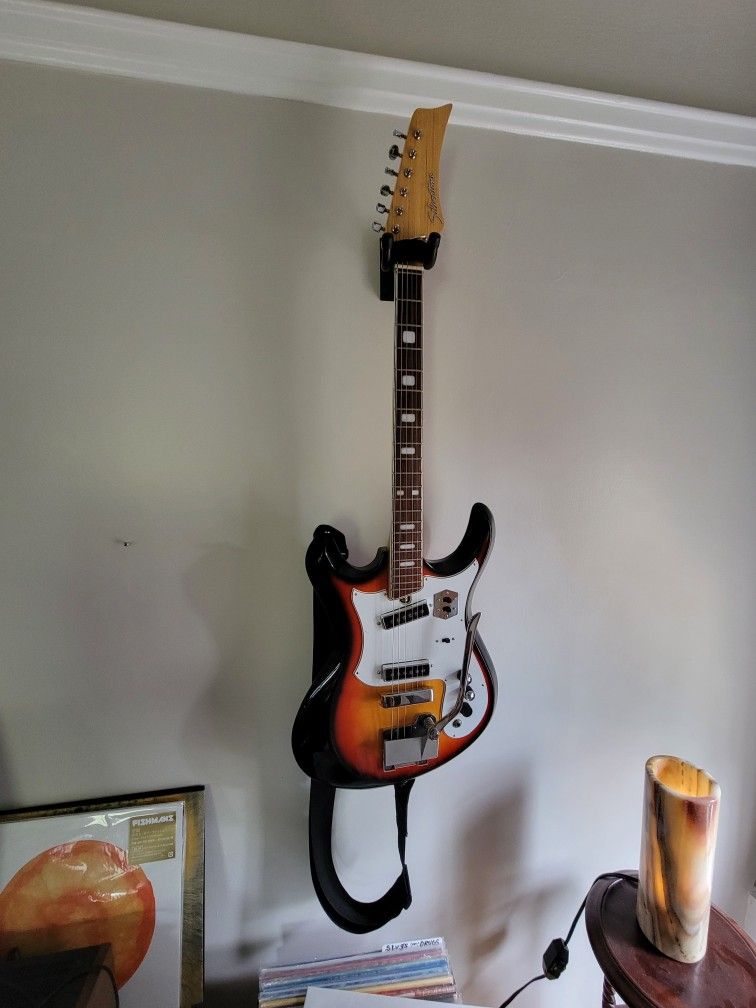 Tiesco/silvertone (contact info removed)9 Vintage 1960s Guitar