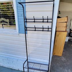 Black metal entryway coat and shoe rack L25xD12xH72"