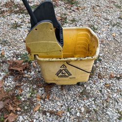 Mop Bucket  And Ringer