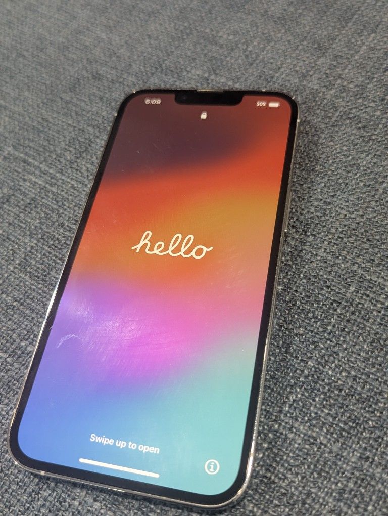 Unlocked iPhone 13 pro 256 gb