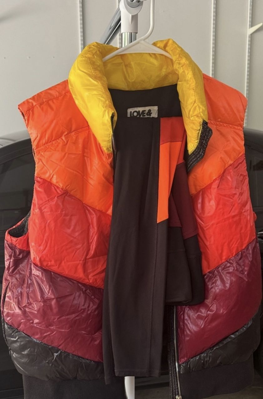 Love And Sports Puffer Vest And Legging Set