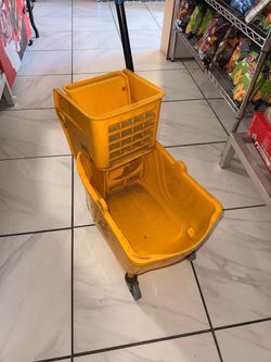 Carrito de limpieza