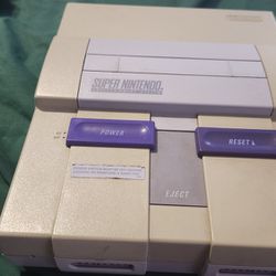 ORIGINAL SUPER Nintendo System. 33 Years Old, Still Works Perfect. Comes With Turbo And Original Controller  Plus 3 Games