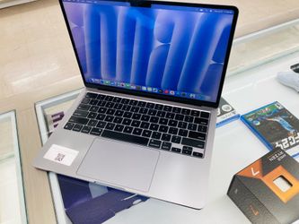 MacBook Air m2 8gb ram 256gb ssd