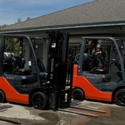 TOYOTA FORKLIFTS FOR SALE  5000LBS WAREHOUSE 
