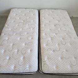 Serta iSeries Hybrid Split King Mattress