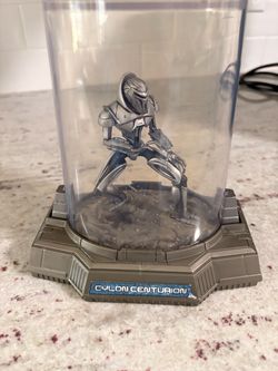 Battlestar Galactica titanium series diecast cylon Centurion