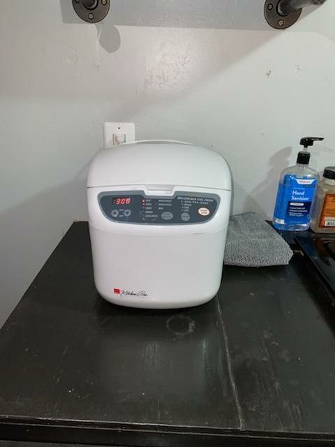 Regal Kitchen Pro Bread Maker