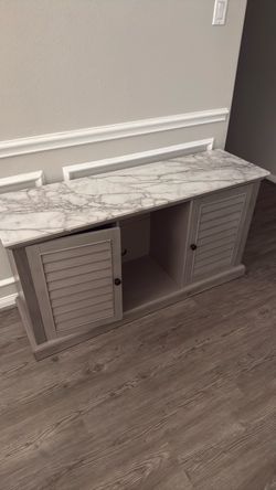 Tv console