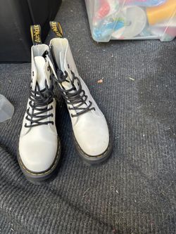 Dr Martens White Ones,size US 4 Woman,
