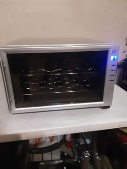 This SPT wine cooler
