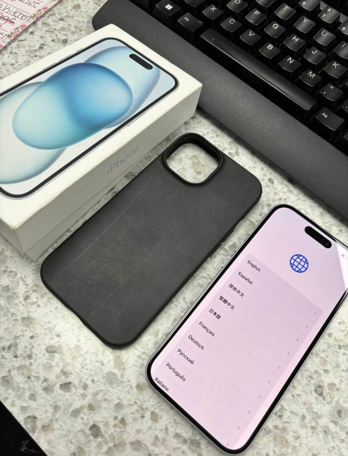 Apple iPhone 15 UNLOCKED