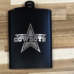 Dallas Cowboys 8 oz. Black Flask