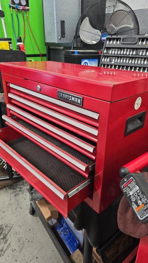 CRAFTSMAN TOOL CHEST