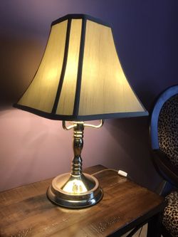 Table lamp