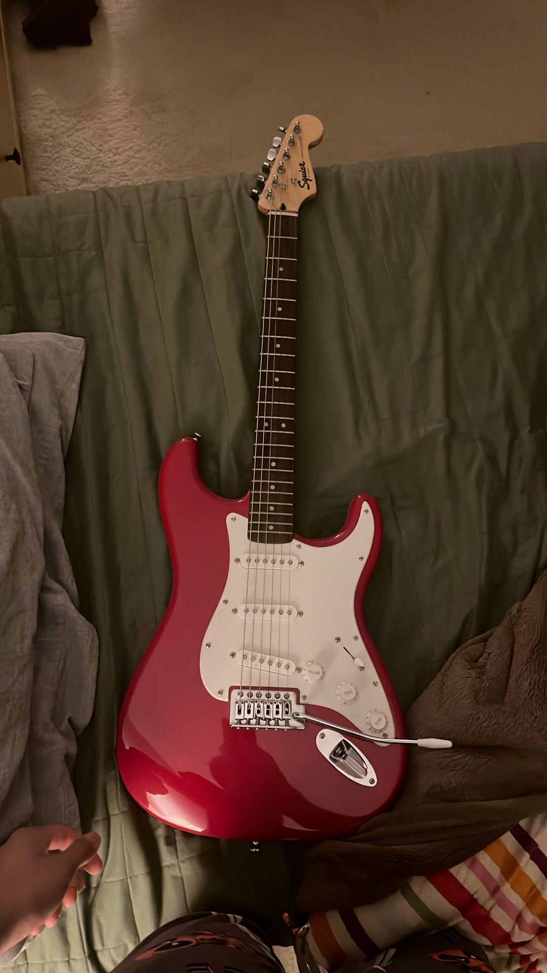 Squier electric guitar with amp and cable