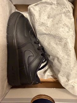 Nike Air Force 1 All Black Low-Top Sneaker Size 8c