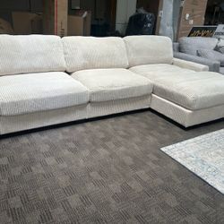 Big New Comfy Cream Beige Sectional Couch