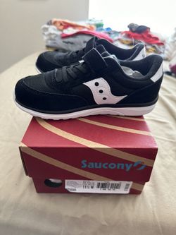 NEW Boy Sneaker - Saucony Jazz.  Size 11.5 W 