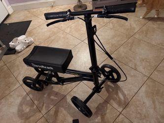 Knee scooter