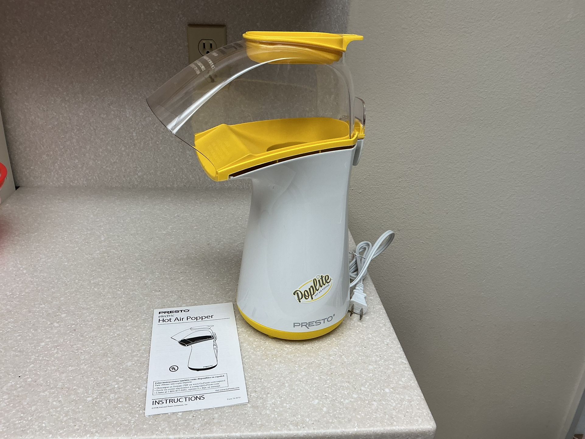 Presto Electric Hot Air Popper/Popcorn Popper