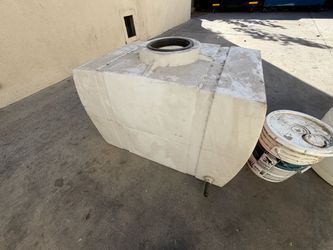 but in good shape for car wash the tally or any other water containing 50 gallons water tank no cap but in good shape for car wash the tally or any ot