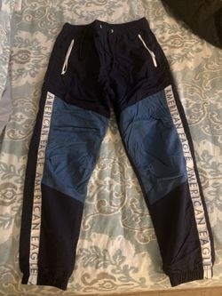 American Eagle Joggers Small