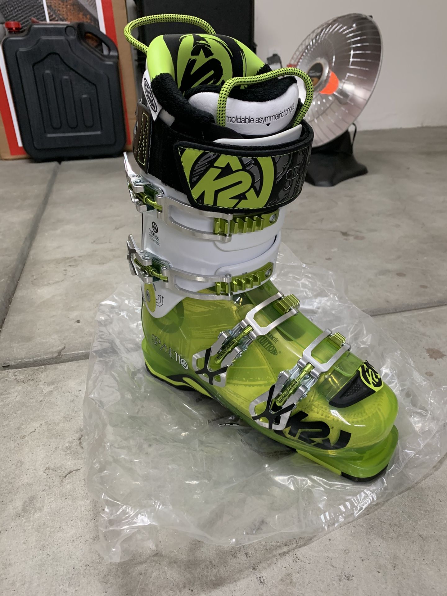 K2 SPYNE 110 Ski Boots (25.5)