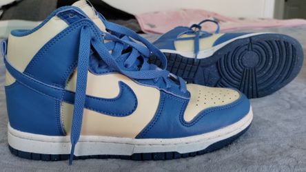 Zapatos Nike de niña color azules