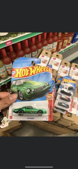 Hot Wheels 81 Camaro Super Treasure Hunt 