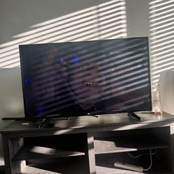 Smart Tv and tv stand bundle