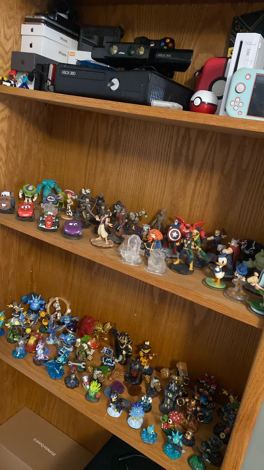 Disney Infinity Lot 35 Figures W/Dock
