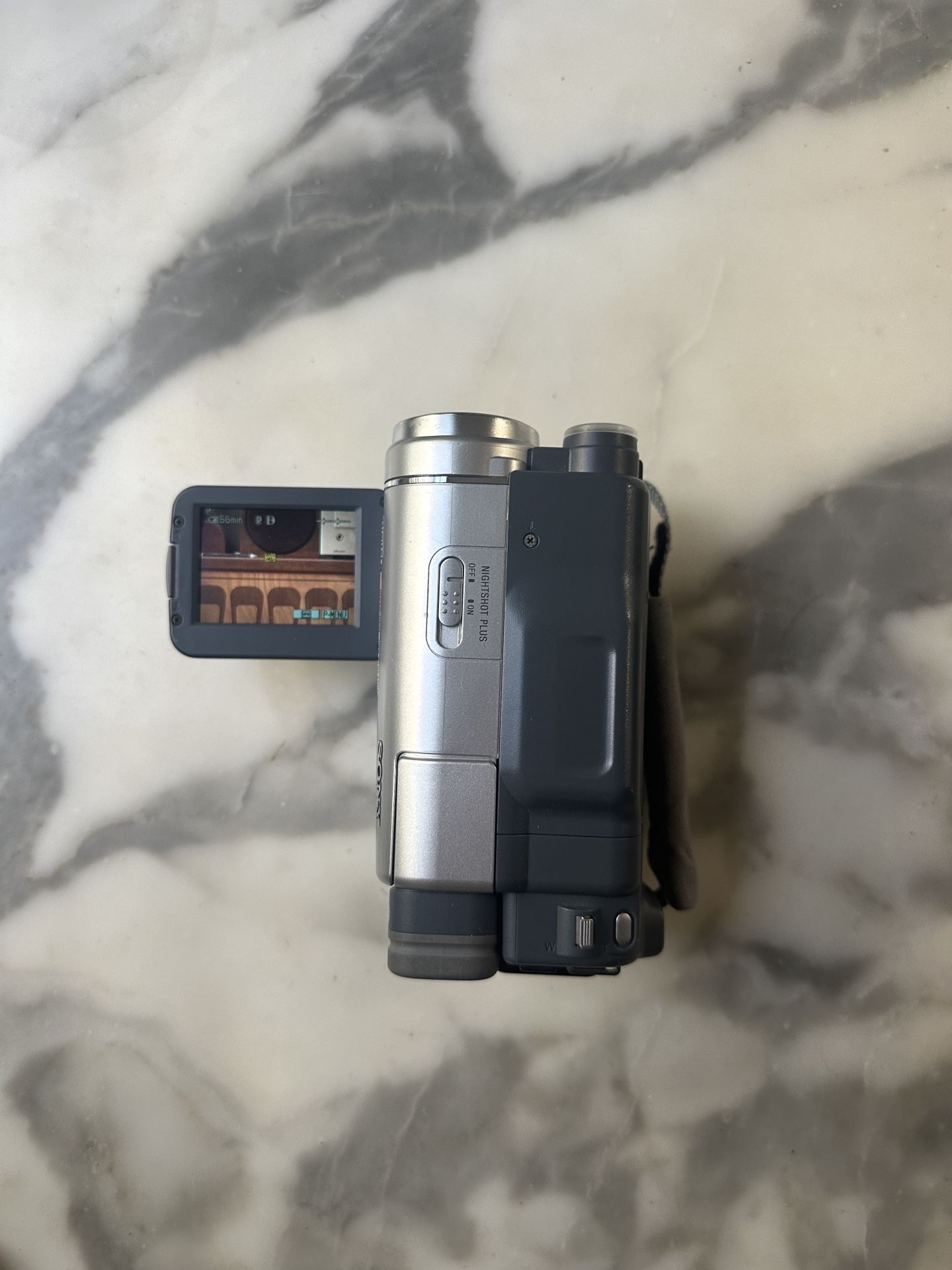 Sony Handycam (Digital8) DCR- TRV460 {tested & working}