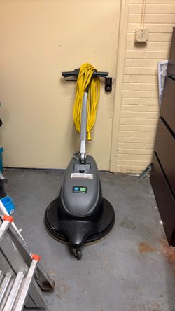 Floor cleaner machine