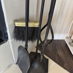 5 Pieces Fireplace Tool Set