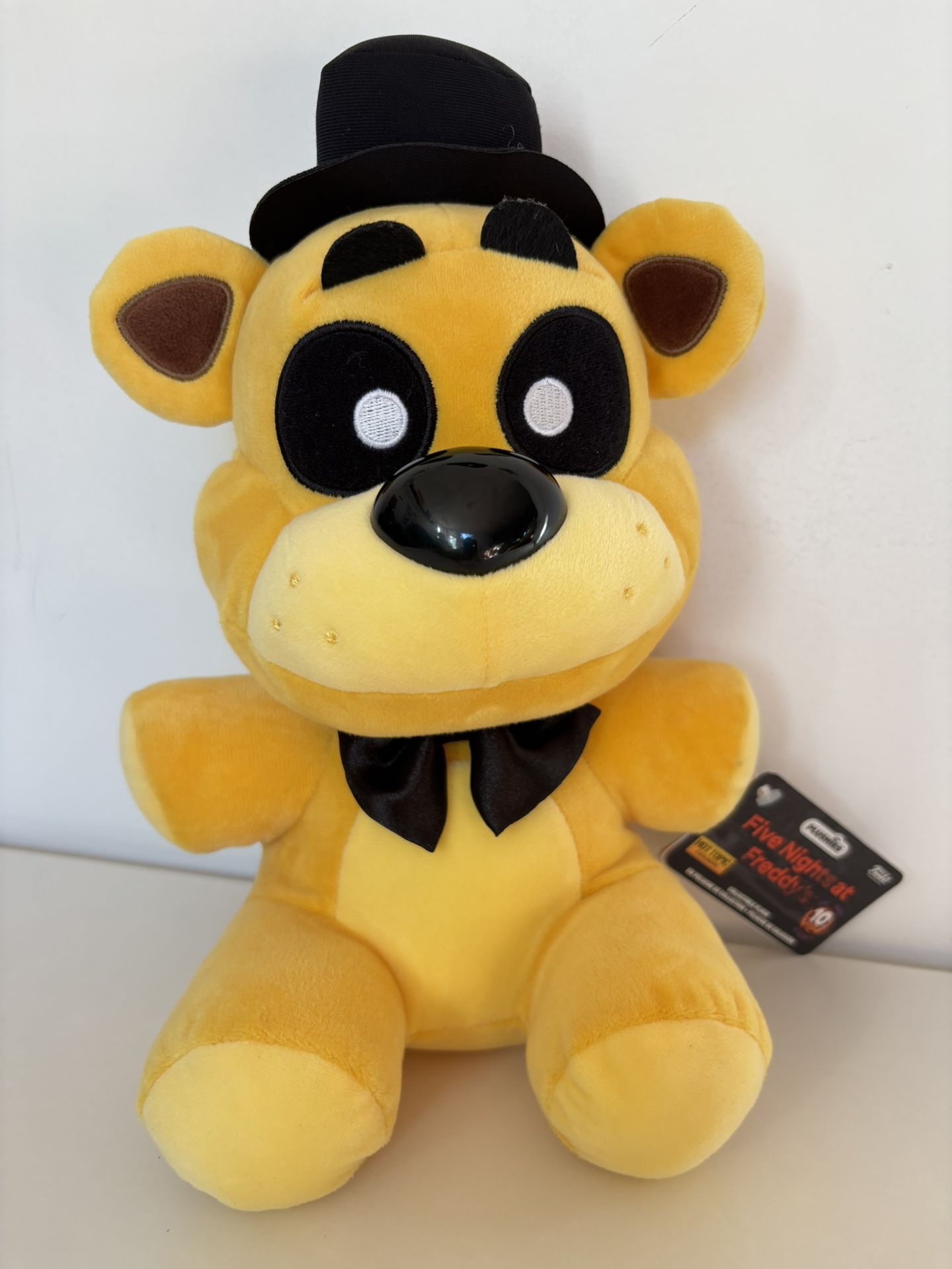 RARE Golden Freddy FNAF plush Hot Topic Exclusive 10 year anniversary