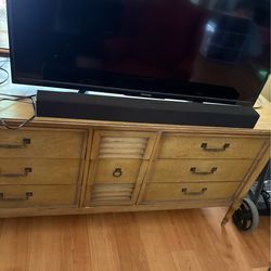 Vizio Soundbar + Wireless Subwoofer — $60