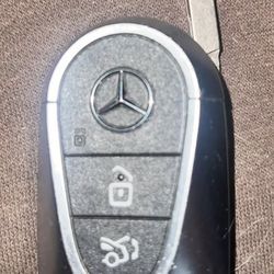 Mercedes benz key