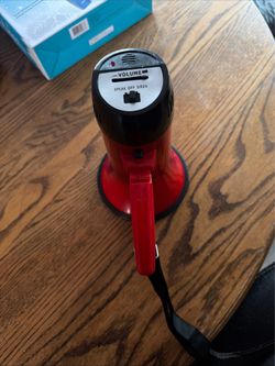 Red Megaphone Bullhorn with Microphone & Siren Sound Amplifier 4 C Batteries needed OBO